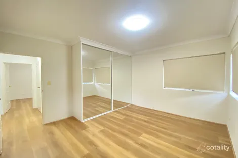 Property photo of 5/5-7 Priddle Street Westmead NSW 2145
