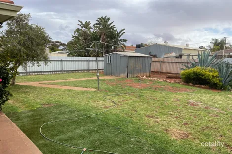 Property photo of 5 Kyle Place Hannans WA 6430