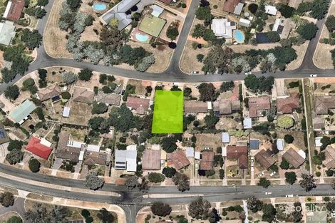 14 Lycett St, Weston, ACT 2611