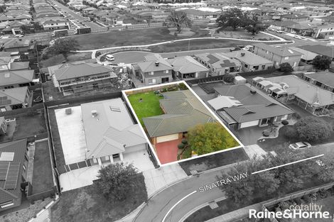 14 Sinatra Way, Cranbourne East, VIC 3977