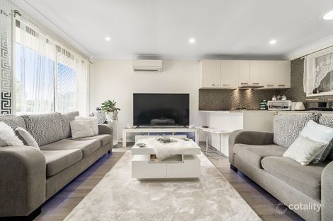 Property photo of 89 Cockatiel Circuit Green Valley NSW 2168