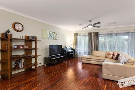 Property photo of 5 Moss Street Cranbourne North VIC 3977
