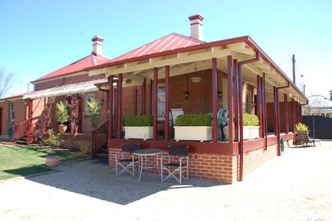 Property photo of 164 Stewart Street Bathurst NSW 2795
