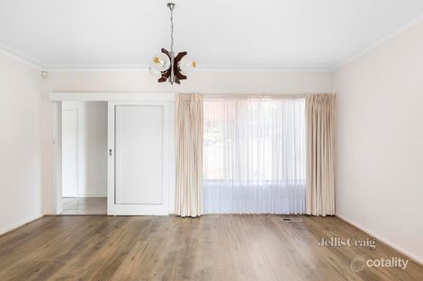 Property photo of 66 Manatunga Circuit Greensborough VIC 3088