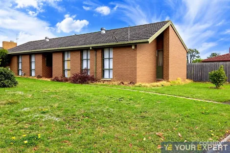 13 Valepark Cres, Cranbourne, VIC 3977