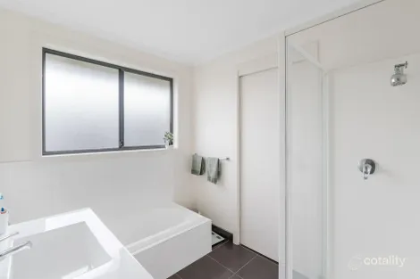 Property photo of 2/103 Bass Street Warrane TAS 7018