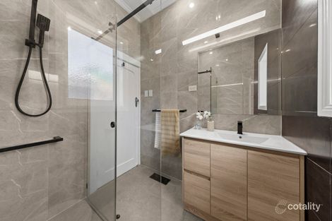 Property photo of 132 Warrigal Road Oakleigh VIC 3166