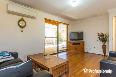 Property photo of 15A Mandora Way Riverton WA 6148