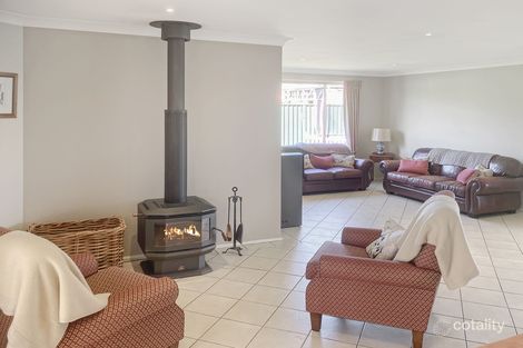 Property photo of 8 Hoffman Place Oakhurst NSW 2761