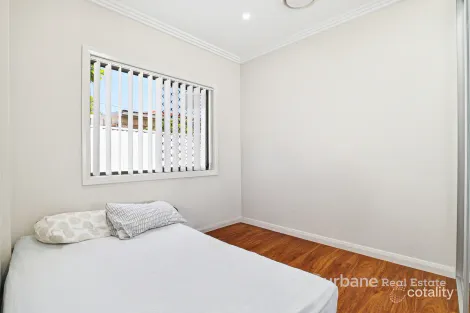 Property photo of 5/21 Girraween Road Girraween NSW 2145