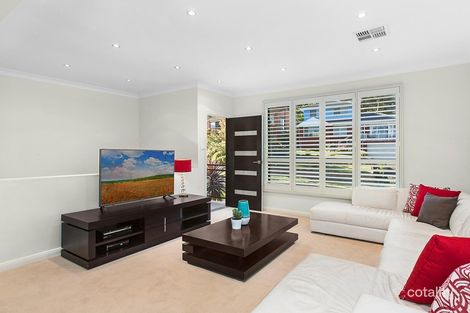 Property photo of 9 Nardoo Crescent Thirroul NSW 2515