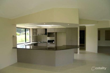 Property photo of 13 Bowerbird Place Landsborough QLD 4550