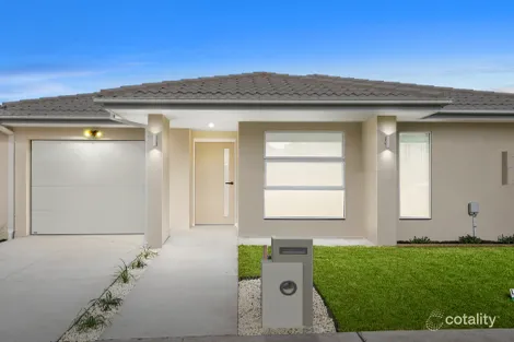 15 Jessfield Tce, Cranbourne East, VIC 3977