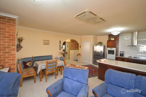 Property photo of 4 Oleander Place Halls Head WA 6210