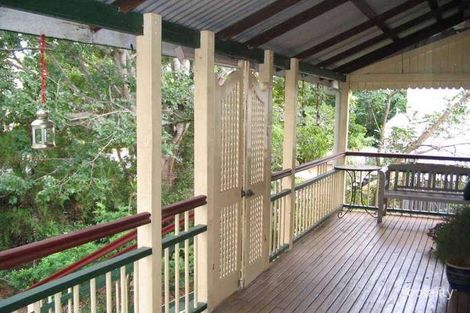 Property photo of 32 Smallman Street Bulimba QLD 4171