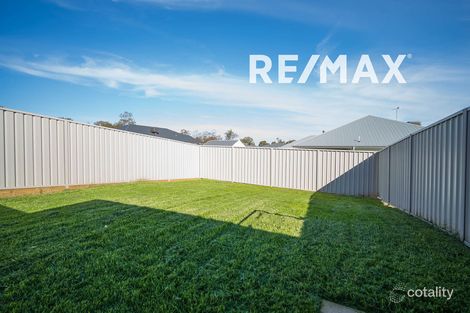 2/57 Coppabella Dr, Gobbagombalin, NSW 2650