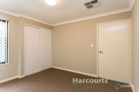Property photo of 2 Bowden Place Armadale WA 6112