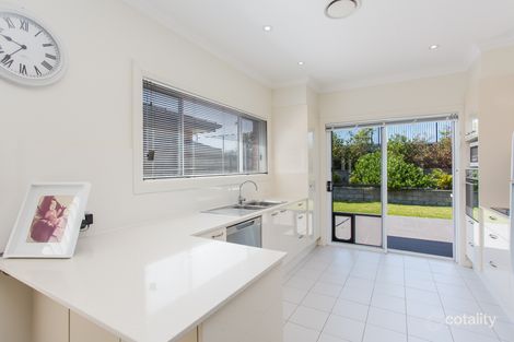 Property photo of 11 Wagtail Way Fullerton Cove NSW 2318