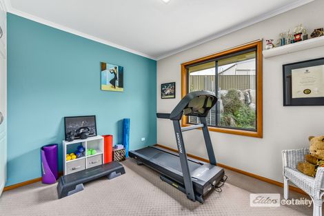 Property photo of 12 Silverbrook Avenue Mount Gambier SA 5290