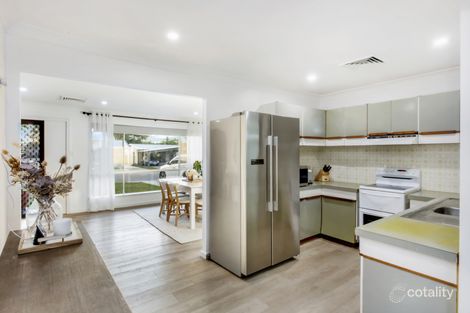 Property photo of 32 Kathleen White Crescent Killarney Vale NSW 2261