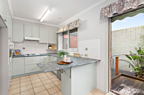 Property photo of 2/74 Truganini Road Carnegie VIC 3163