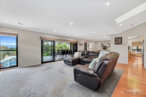 Property photo of 33 Castleton Crescent Gowrie ACT 2904