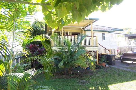 Property photo of 25 Lewis Street Camp Hill QLD 4152