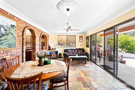Property photo of 9 Akama Court Mudgeeraba QLD 4213