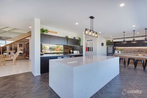 Property photo of 10 Girtin Circuit Pimpama QLD 4209
