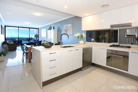 Property photo of 1804/5 Harbour Side Court Biggera Waters QLD 4216