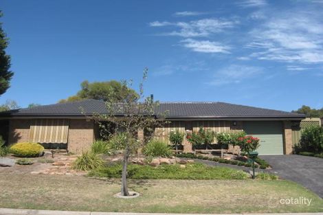 2 Hutt Pl, Modbury Heights, SA 5092
