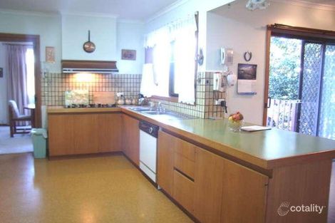 Property photo of 4 Devlaw Drive Doncaster East VIC 3109