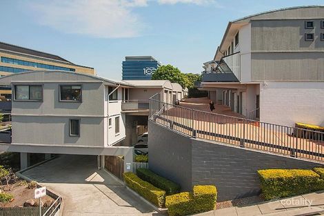 10/4 Cowlishaw St, Bowen Hills, QLD 4006