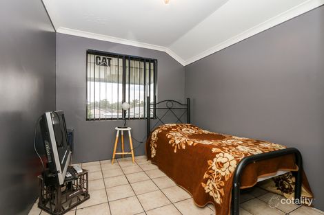 Property photo of 28 Pritchard Cross Usher WA 6230