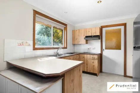 Property photo of 1/4 Plume Close Macquarie Fields NSW 2564