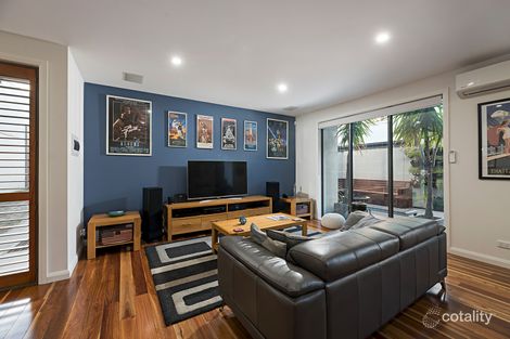 Property photo of 103 Beaconsfield Parade Northcote VIC 3070