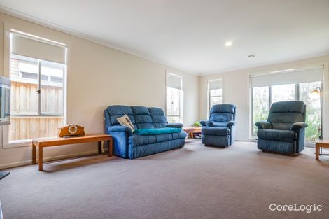 Property photo of 36 Sinclair Crescent Tarneit VIC 3029