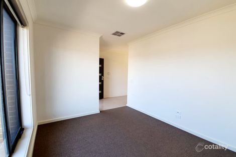 Property photo of 27 Beagle Street Tarneit VIC 3029