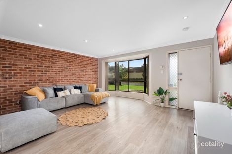 Property photo of 4 Lavender Court St Helens Park NSW 2560