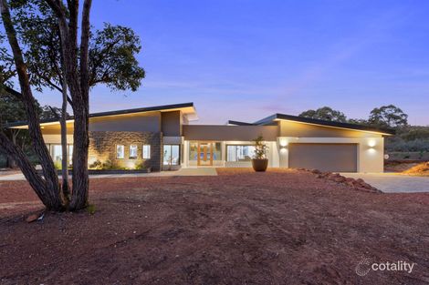 Property photo of 10 Botanic Loop Brigadoon WA 6069