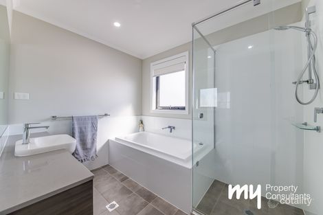 Property photo of 9 Limestone Avenue Spring Farm NSW 2570