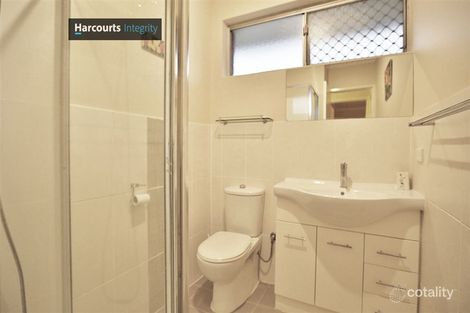 Property photo of 33 Clarke Way Bassendean WA 6054
