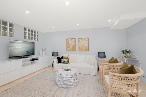 Property photo of 22 James Wheeler Place Wheeler Heights NSW 2097