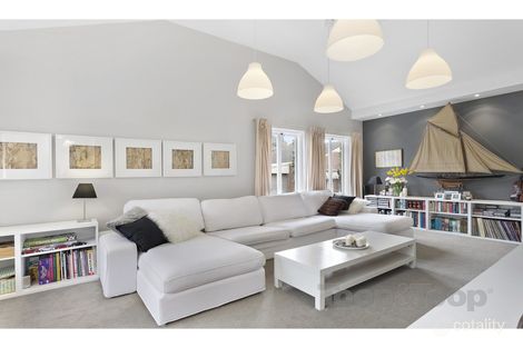 Property photo of 2/62 Maesbury Street Kensington SA 5068