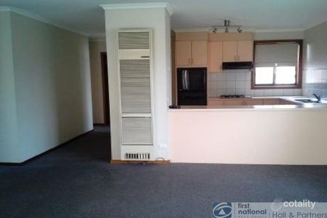 Property photo of 2/98 Herbert Street Dandenong VIC 3175