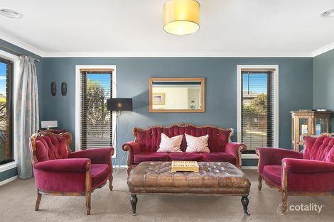 Property photo of 25 Stoneleigh Crescent Highton VIC 3216