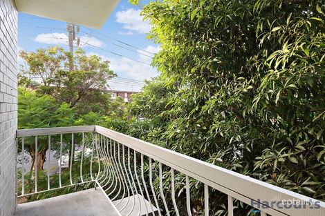 2/14 Deakin St, St Kilda West, VIC 3182