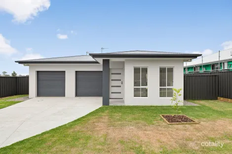3 Treeton Cl, Farley, NSW 2320