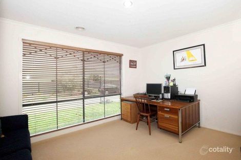 Property photo of 17 Pesaro Place Point Cook VIC 3030