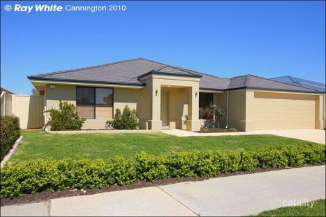 31 Elizabeth St, East Cannington, WA 6107